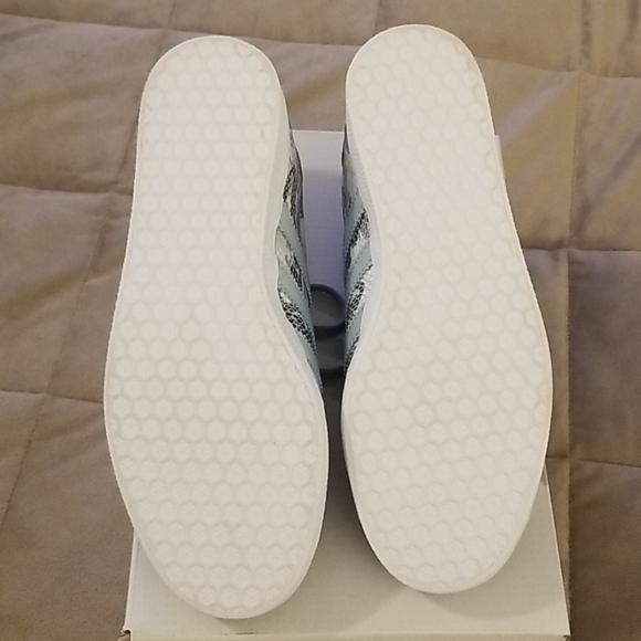 Adidas sneakers - Picture 4 of 8